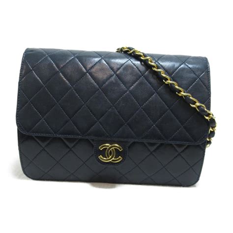 kleine klassische tasche chanel|chanel tasche frauen.